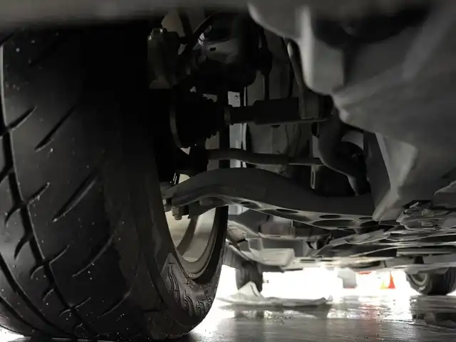 トヨタ Ｃ－ＨＲ G LEDエディション 三重県 2018(平30)年 6.9万km ブラック/センシュアルレッドマイカ 2トーン ハイブリッド/FF/フロアCVT/ALPINE 9インチナビ『ビッグX』 X9Z/（CD/DVD/TV/SD/SDREC/RADIO/USB/Bluetooth/HDMI/外部入力）/バックカメラ/TRDエアロ（F/S/R下）/ドライブレコーダー 前方/ビルトイン ETC2.0/Toyota Safety Sense/・プリクラッシュセーフティ［PCS］/・レーンディパーチャーアラート［LDA］（操舵支援あり）/・オートハイビーム［AHB］/・レーダークルコン（全車速追従機能付）/・クリアランスソナー＆バックソナー/・ブラインドスポットモニター［BSM］/・【OP】リヤクロストラフィックアラート［RCTA］/・先行車発進告知機能/装備/・ハーフレザーシート/・シートヒーター（D/N）/・運転席電動ランバーサポート/・左右独立オートエアコン/・オートライト/・LED ヘッドランプ＆フロントフォグランプ/・ステアリングスイッチ/・雨滴感応式フロントワイパー/・電子パーキングブレーキ＆ブレーキホールド/・自動防眩ルームミラー/・純正18inAW/・保/取/・スマートキーx1、リモコンエンジンスターターx1/など