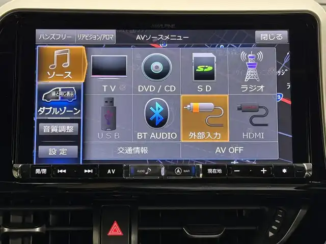 トヨタ Ｃ－ＨＲ G LEDエディション 三重県 2018(平30)年 6.9万km ブラック/センシュアルレッドマイカ 2トーン ハイブリッド/FF/フロアCVT/ALPINE 9インチナビ『ビッグX』 X9Z/（CD/DVD/TV/SD/SDREC/RADIO/USB/Bluetooth/HDMI/外部入力）/バックカメラ/TRDエアロ（F/S/R下）/ドライブレコーダー 前方/ビルトイン ETC2.0/Toyota Safety Sense/・プリクラッシュセーフティ［PCS］/・レーンディパーチャーアラート［LDA］（操舵支援あり）/・オートハイビーム［AHB］/・レーダークルコン（全車速追従機能付）/・クリアランスソナー＆バックソナー/・ブラインドスポットモニター［BSM］/・【OP】リヤクロストラフィックアラート［RCTA］/・先行車発進告知機能/装備/・ハーフレザーシート/・シートヒーター（D/N）/・運転席電動ランバーサポート/・左右独立オートエアコン/・オートライト/・LED ヘッドランプ＆フロントフォグランプ/・ステアリングスイッチ/・雨滴感応式フロントワイパー/・電子パーキングブレーキ＆ブレーキホールド/・自動防眩ルームミラー/・純正18inAW/・保/取/・スマートキーx1、リモコンエンジンスターターx1/など