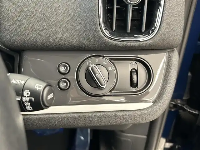 ＭＩＮＩ ミニ クロスオーバー クーパー SD オール4 長野県 2019(令1)年 4.4万km ラピスラグジュアリーブルー ＭＩＮＩ純正ナビ/リアカメラ/インテリジェントセーフティー/衝突警告/歩行者警告/ＡＣＣ/コーナーセンサー/レインセンサー/ＬＥＤヘッドライト/オートライト/ＭＩＮＩドライビングモード/ミラー一体型ＥＴＣ/コンフォートアクセス/純正18インチアルミ（サマー）積み込み