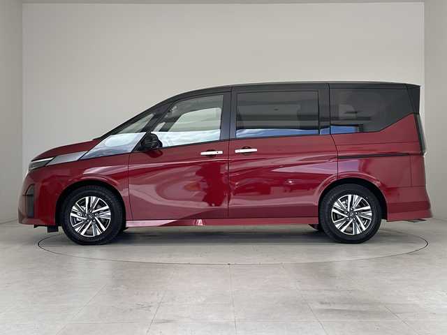 日産 セレナ e－パワー ルキシオン 愛知県 2023(令5)年 1.1万km ワインⅡ 衝突被害軽減ブレーキ/純正12.3SDナビ/フリップダウンモニター/全方位カメラ/両側パワースライド/レーダークルーズコントロール/シートヒーター/フルセグ/Bluetooth/バックカメラ/ヘッドアップディスプレイ/コーナーセンサー/純正アルミホイール/ETC2.0/ブラインドスポットモニター/LEDヘッドライト/インテリジェントミラー/リアオートエアコン/オートマチックハイビーム/置くだけ充電/ステアリングスイッチ/スマートキー/プッシュスタート