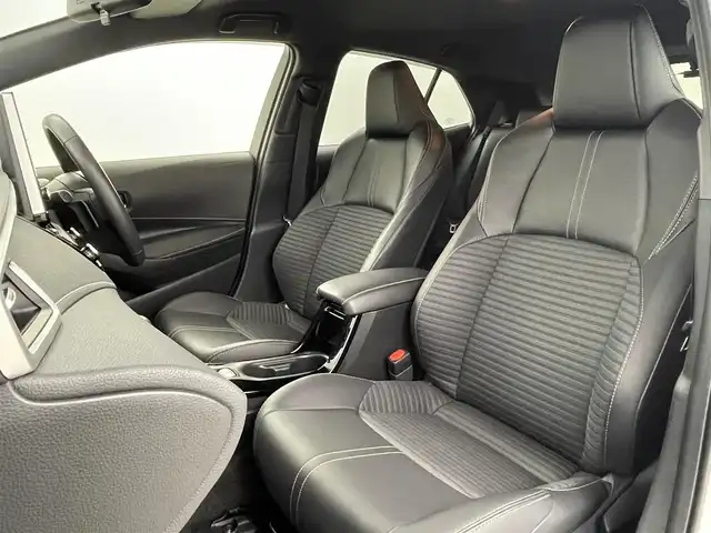 トヨタ カローラ スポーツ G スタイルパッケージ 福島県 2020(令2)年 1.5万km プラチナホワイトパールマイカ 純正HDDナビゲーション/【CD/DVD/USB/Bluetooth/フルセグTV/T-connect】/・バックカメラ/・純正前後ドライブレコーダー/・純正ビルトインETC/衝突軽減ブレーキ/車線逸脱警報装置/アダプティブクルーズコントロール/オートマチックハイビーム/前後コーナーセンサー/ターボ/電子パーキングブレーキ/・ブレーキオートホールド/LEDヘッドライト/・オートライト/・フロントフォグライト/ステアリングスイッチ/・パドルシフト/ハーフレザーシート/純正16インチアルミホイール/電動格納ウィンカーミラー/・オートミラー/アイドリングストップ/ABS/横滑り防止装置/盗難防止装置/プッシュスタート/・スマートキー/・スペアキー/取扱説明書