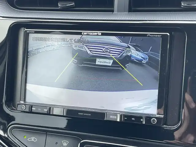 トヨタ アクア G 滋賀県 2019(令1)年 7.9万km ホワイトパールクリスタルシャイン 禁煙車/社外７インチナビ/（Bluetooth・SD・USB・AUX)/バックカメラ/クルーズコントロール/前後コーナーセンサー/レーンキープアシスト/プッシュスタート/オートマチックハイビーム/スマートキー/スペアキー/ビルトインＥＴＣ/電動格納ミラー/衝突被害軽減システム