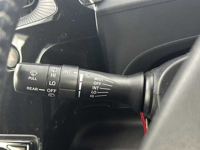 トヨタ アクア クロスオーバー グラム 愛知県 2018(平30)年 4.7万km オリーブマイカM ７インチナビ(AVIC-RW901)/Ｂｌｕｅｔｏｏｔｈ/フルセグ/ＣＤ/ＤＶＤ　/バックカメラ　/ドライブレコーダー　/ビルトインＥＴＣ　/衝突軽減ブレーキ　/レーンキープアシスト　/ハーフレザーシート　/コーナーセンサー/ルーフレール/純正アルミホイール/純正フロアマット/LEDヘッドライト/フォグランプ/オートライト/オートハイビーム