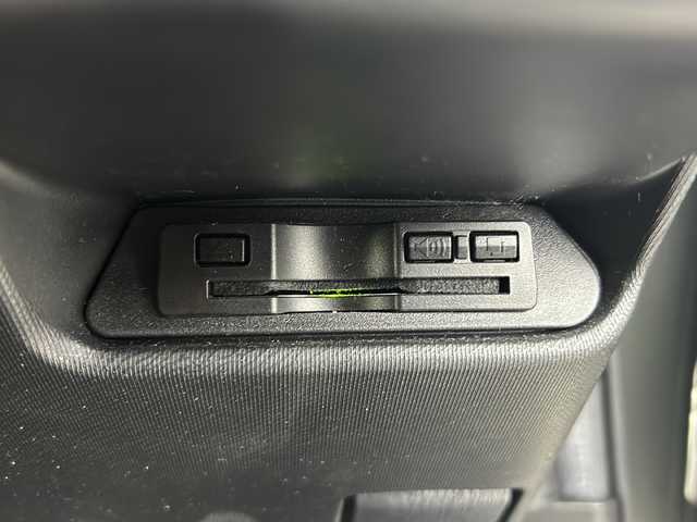 トヨタ アクア クロスオーバー グラム 愛知県 2018(平30)年 4.7万km オリーブマイカM ７インチナビ(AVIC-RW901)/Ｂｌｕｅｔｏｏｔｈ/フルセグ/ＣＤ/ＤＶＤ　/バックカメラ　/ドライブレコーダー　/ビルトインＥＴＣ　/衝突軽減ブレーキ　/レーンキープアシスト　/ハーフレザーシート　/コーナーセンサー/ルーフレール/純正アルミホイール/純正フロアマット/LEDヘッドライト/フォグランプ/オートライト/オートハイビーム