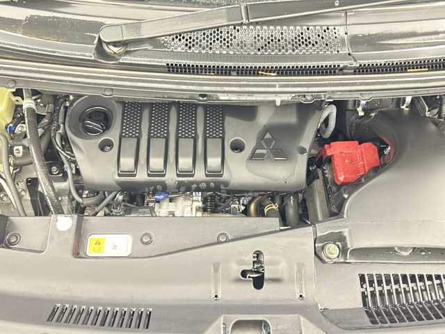 三菱 デリカＤ：５ P 宮城県 2024(令6)年 1.5万km ホワイトダイヤモンド 電動サイドステップ/4WD/e-Assist/・衝突被害軽減ブレーキシステム/・車線逸脱警報システム/・後側方車両検知警報システム/全方位カメラ/社外7インチSDナビ/・BT.CD.DVD.SD/両側パワースライドドア/電動リアゲート/D席パワーシート/前席シートヒーター/ステアリングヒーター/ステアリングスイッチ/パドルシフト/ETC/ドライブレコーダー（F）/プッシュスタート/スマートキー/LEDヘッドライト/LEDフォグライト/社外フロアマット/純正18AW