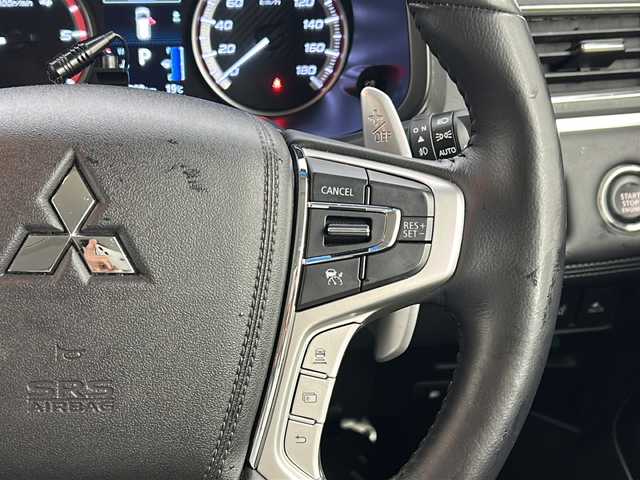 三菱 デリカＤ：５ P 宮城県 2024(令6)年 1.5万km ホワイトダイヤモンド 電動サイドステップ/4WD/e-Assist/・衝突被害軽減ブレーキシステム/・車線逸脱警報システム/・後側方車両検知警報システム/全方位カメラ/社外7インチSDナビ/・BT.CD.DVD.SD/両側パワースライドドア/電動リアゲート/D席パワーシート/前席シートヒーター/ステアリングヒーター/ステアリングスイッチ/パドルシフト/ETC/ドライブレコーダー（F）/プッシュスタート/スマートキー/LEDヘッドライト/LEDフォグライト/社外フロアマット/純正18AW