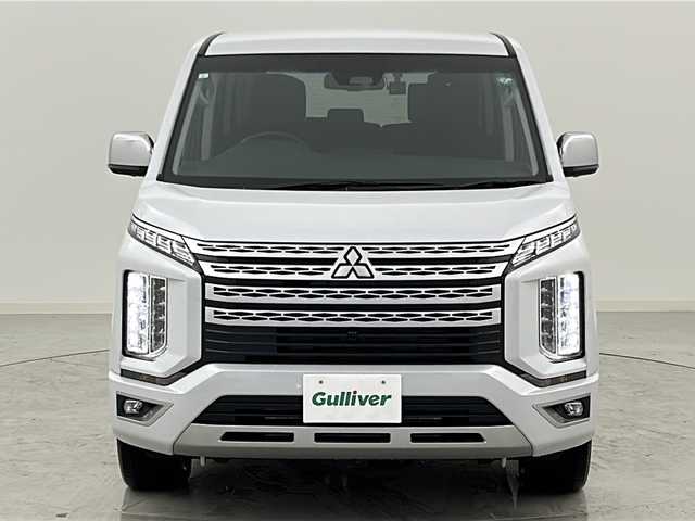 三菱 デリカＤ：５ P 宮城県 2024(令6)年 1.5万km ホワイトダイヤモンド 電動サイドステップ/4WD/e-Assist/・衝突被害軽減ブレーキシステム/・車線逸脱警報システム/・後側方車両検知警報システム/全方位カメラ/社外7インチSDナビ/・BT.CD.DVD.SD/両側パワースライドドア/電動リアゲート/D席パワーシート/前席シートヒーター/ステアリングヒーター/ステアリングスイッチ/パドルシフト/ETC/ドライブレコーダー（F）/プッシュスタート/スマートキー/LEDヘッドライト/LEDフォグライト/社外フロアマット/純正18AW