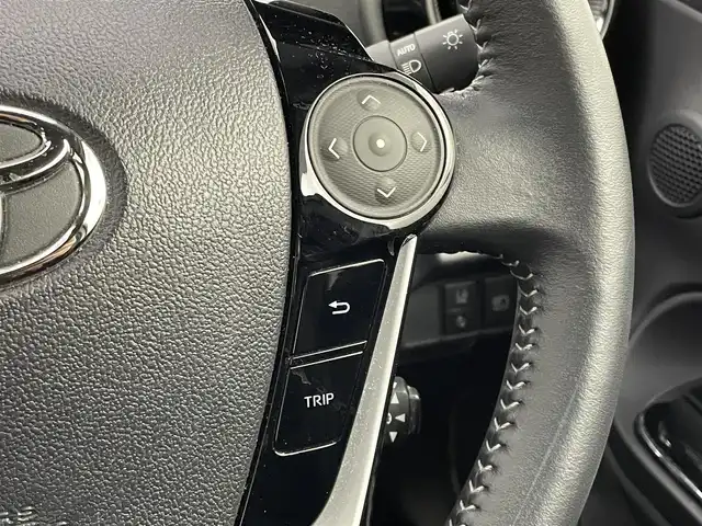 トヨタ アクア G GRスポーツ 埼玉県 2020(令2)年 6.4万km ホワイトパールクリスタルシャイン ワンオーナー車/純正AW付きサマータイヤ積込/全方位ドライブレコーダー/クルーズコントロール/LEDヘッドライト/Fフォグ/衝突被害軽減システム/バックカメラ/純正7インチSDナビ/フルセグテレビ/ETC/レーンキープアシスト/横滑り防止装置/盗難防止装置/アイドリングストップ/ダブルエアバッグ/純正フロアマット/スマートキー