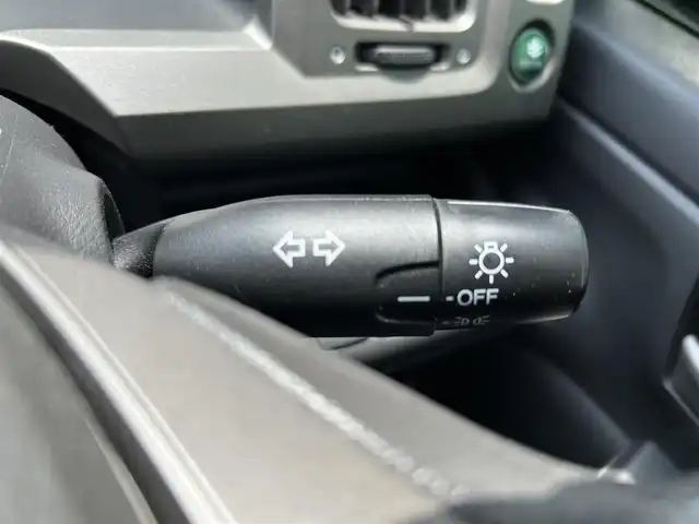 ホンダ ステップワゴン G Eセレクション 新潟県 2012(平24)年 15万km クリスタルブラックパール ワンオーナー/メモリナビ/ワンセグテレビ/バックカメラ/フリップダウンモニター/アイドリングストップ/ウィンカーミラー/ドアバイザー/両側パワースライドドア/ETC/純正ホイール車載