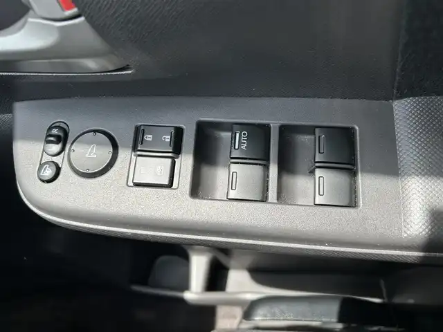 ホンダ ステップワゴン G Eセレクション 新潟県 2012(平24)年 15万km クリスタルブラックパール ワンオーナー/メモリナビ/ワンセグテレビ/バックカメラ/フリップダウンモニター/アイドリングストップ/ウィンカーミラー/ドアバイザー/両側パワースライドドア/ETC/純正ホイール車載