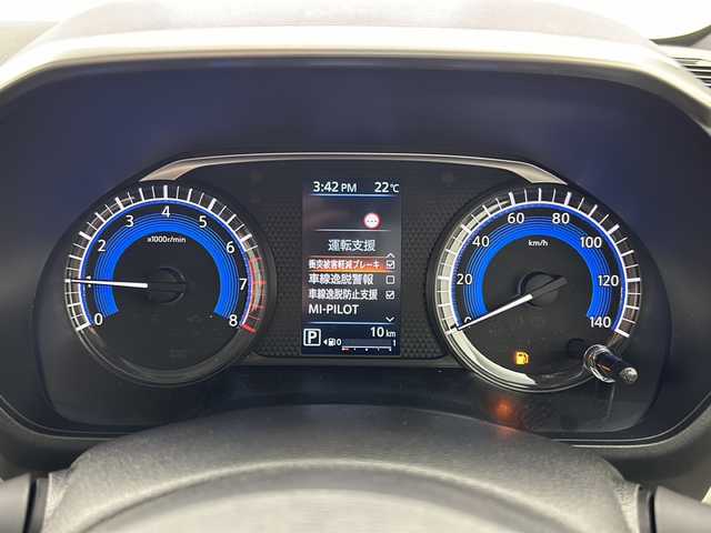 三菱 デリカミニ T プレミアム 宮城県 2025(令7)年 0.1万km未満 アメジストブラック/シルキーホワイト ４ＷＤ/純正９インチナビ/(AM/FM/BT/Apple CarPlay/Android Auto)/全方位モニター/両側パワースライドドア/デジタルルームミラー/ステアリングヒーター/シートヒーター/ｅ－Ａｓｓｉｓｔ/・レーダークルーズコントロール/・車線維持支援機能/・衝突被害軽減ブレーキシステム/・踏み間違い衝突防止アシスト/・標識認識システム/・先行車発進通知/・ふらつき警報/・横滑り防止装置/・ヒルスタートアシスト/・オートマチックハイビーム/スペアキー×1/オートライト/LEDライト/ヘッドライトレベライザー/フォグランプ/電動パーキングブレーキ/前後コーナーセンサー/純正15インチアルミホイール/ステアリングスイッチ/レザーステアリング/ハーフレザーシート/プッシュスタート/サイドデカール