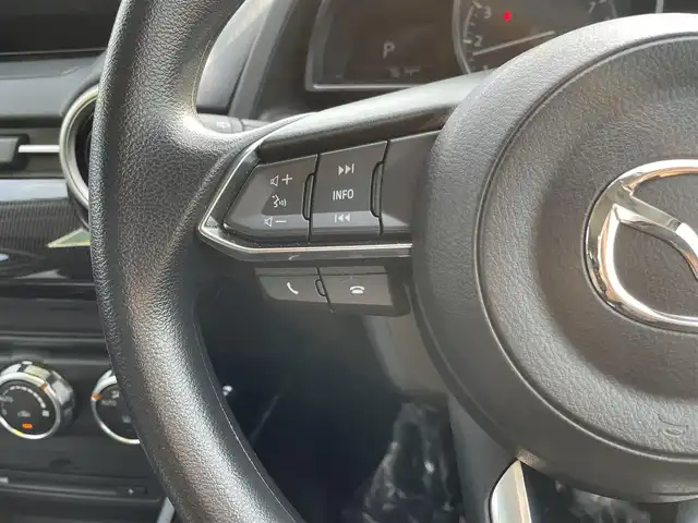 マツダ マツダ２ 15SプロアクティブスマートEDⅡ 埼玉県 2022(令4)年 0.8万km プラチナクォーツメタリック 禁煙車　純正ディスプレイ　DVD　フルセグ　ナビ　USB AUX　レーダークルーズコントロール　HUD　BSM　シートヒーター　ドライブレコーダー　全方位カメラ　ＬＥＤヘッドライト