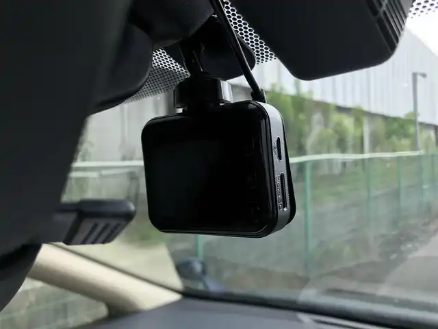 トヨタ ヴェルファイア ハイブリット X 富山県 2015(平27)年 9.8万km グレイッシュブルーマイカメタリック 〇純正ナビ/〇フルセグTV/〇Bluetooth/〇パノラミックビューモニター/〇ビルトインETC/〇ドライブレコーダー/〇パワースライドドア（両側）/〇クルーズコントロール/○コーナーセンサー/〇LEDヘッドランプ/〇オートライト/〇フォグランプ/〇純正16インチアルミ/〇革巻きステアリングホイール/〇前後左右独立オートエアコン/〇スマートエントリー/〇禁煙車