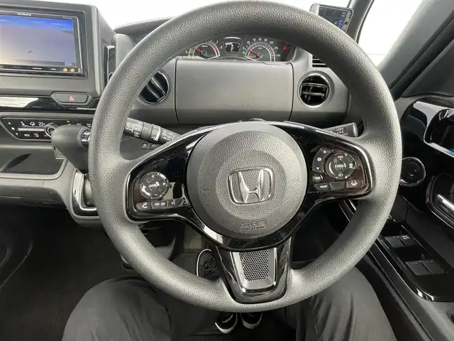 ホンダ Ｎ ＢＯＸ カスタム L 千葉県 2021(令3)年 5.2万km クリスタルブラックパール 社外ナビ/　(CD DVD TV BT iPod)/レーダークルーズコントロール/片側電動スライドドア/バックカメラ/14インチアルミホイール/コーナーセンサー/純正LEDヘッドライト/オートライト/衝突軽減ブレーキ/レーンキープアシスト/プッシュスタート/リアサンシェード/スマートキー/スペアキー×1/保証書　取扱説明書