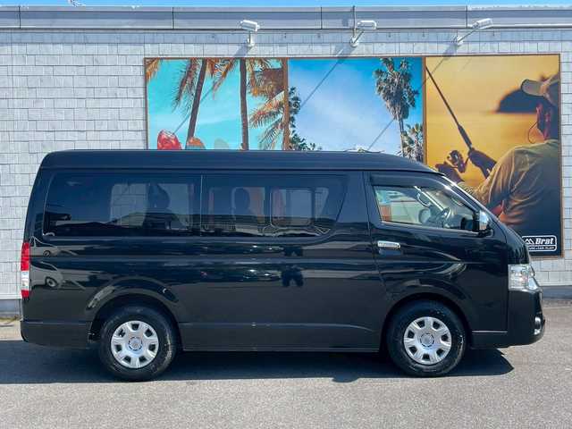 トヨタ ハイエース 宮崎県 2019(令1)年 7.8万km 黒 カロッツェリアメモリーナビ　/シートカバー　/社外フリップダウンモニター　/社外フロント・左フロントカメラ/ＥＴＣ　/片側パワースライド　/オートハイビーム　/ドアバイザー　/社外フロアマット