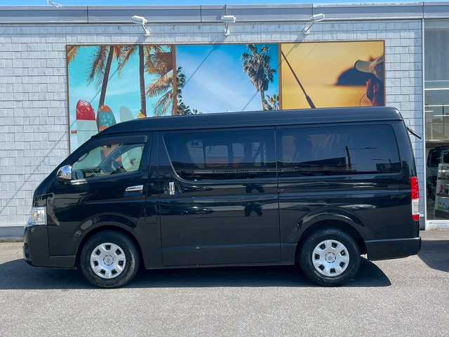 トヨタ ハイエース 宮崎県 2019(令1)年 7.8万km 黒 カロッツェリアメモリーナビ　/シートカバー　/社外フリップダウンモニター　/社外フロント・左フロントカメラ/ＥＴＣ　/片側パワースライド　/オートハイビーム　/ドアバイザー　/社外フロアマット