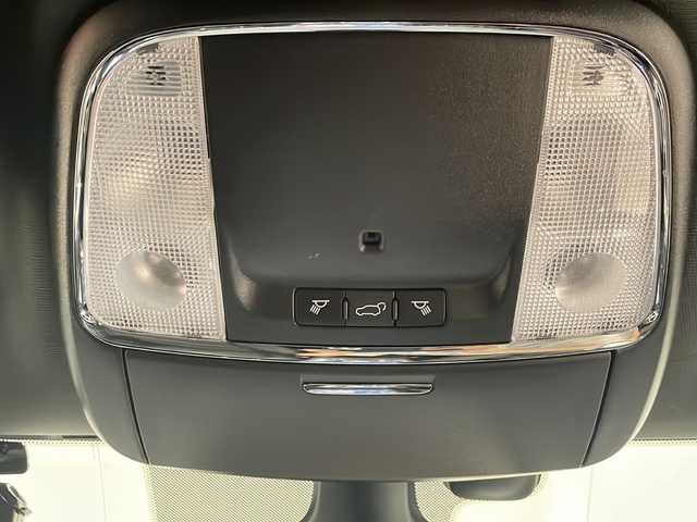クライスラー・ジープ ジープ グランドチェロキー LTD 新潟県 2018(平30)年 2万km グレー 純正メモリナビ【BT/フルセグ】/バックカメラ/自動緊急ブレーキ/レーンセンス/フロント、リア　パークセンス縦列/並列/リアパークセンスブレーキアシスト/パドルシフト/ブラインドスポット警告/ヒルスタートアシスト/オートハイビーム/ヒーテッドシーチ【D/N】/ヒーテッドステアリング/ベンチレーションシート(D/N)/ETC2.0/革シート/走行モード切替/エアサスペンション/スポーツモード