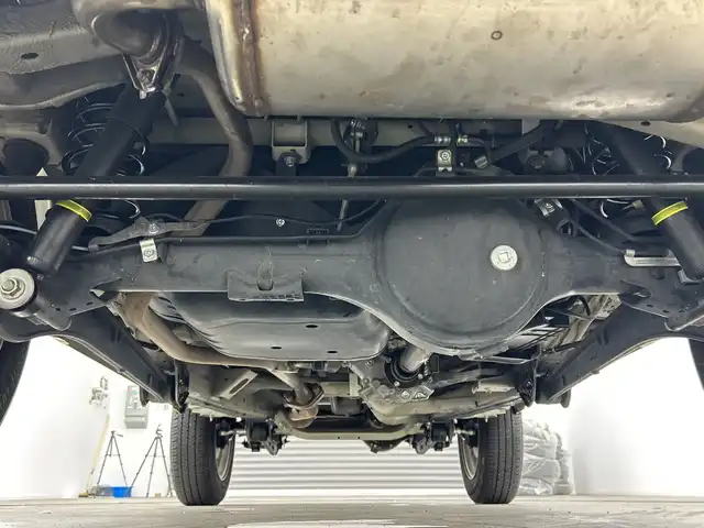 スズキ ジムニー XC 三重県 2020(令2)年 4.4万km シフォンアイボリーM /社外7インチナビ//バックカメラ//衝突軽減ブレーキ//クルーズコントロール//車線逸脱システム//シートヒーター//純正16インチAW//オートライト//LEDヘッドライト//フロアマット//スマートキー