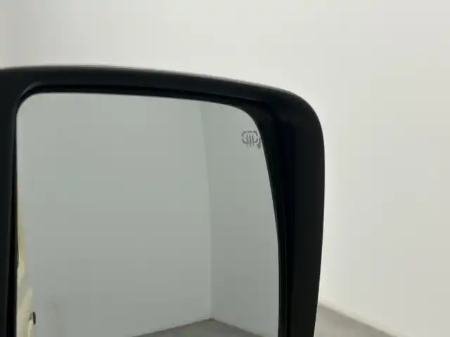 スズキ ジムニー XC 三重県 2020(令2)年 4.4万km シフォンアイボリーM /社外7インチナビ//バックカメラ//衝突軽減ブレーキ//クルーズコントロール//車線逸脱システム//シートヒーター//純正16インチAW//オートライト//LEDヘッドライト//フロアマット//スマートキー