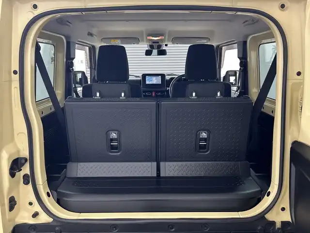 スズキ ジムニー XC 三重県 2020(令2)年 4.4万km シフォンアイボリーM /社外7インチナビ//バックカメラ//衝突軽減ブレーキ//クルーズコントロール//車線逸脱システム//シートヒーター//純正16インチAW//オートライト//LEDヘッドライト//フロアマット//スマートキー