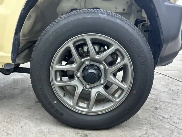 スズキ ジムニー XC 三重県 2020(令2)年 4.4万km シフォンアイボリーM /社外7インチナビ//バックカメラ//衝突軽減ブレーキ//クルーズコントロール//車線逸脱システム//シートヒーター//純正16インチAW//オートライト//LEDヘッドライト//フロアマット//スマートキー