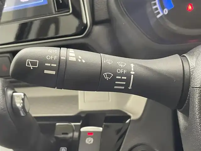 三菱 デリカミニ T プレミアム 滋賀県 2025(令7)年 0.1千km アメジストブラック 純正9インチディスプレイオーディオ/【Bluetooth/Apple CarPlay/Android Auto】/両側パワースライドドア/全方位カメラ/ハーフレザーシート/MI-PILOT/クリアランスソナー/LEDヘッドライト/オートマチックハイビーム/レーンキープアシスト/衝突軽減ブレーキ/ヒルディセントコントロール/D/Nシートヒーター/ステアリングヒーター/デジタルインナーミラー/ルーフレール/電動パーキングブレーキ/オートブレーキホールド/プッシュスタート/スマートキー/ステアリングリモコン