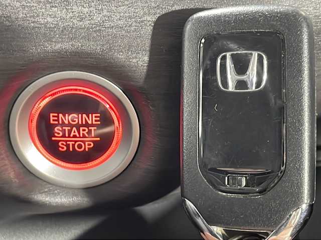 ホンダ フリード G 広島県 2018(平30)年 3.4万km ブルーホライゾンM 純正ナビ（フルセグTV/Bluetooth/DVD）/バックカメラ/片側パワースライドドア/LEDヘッドランプ/オートライト/ハーフレザーシート/純正15インチAW/ビルトインETC/ステアリングスイッチ/スマートキー