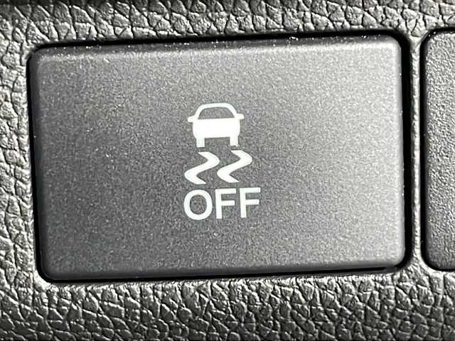 ホンダ フリード G 広島県 2018(平30)年 3.4万km ブルーホライゾンM 純正ナビ（フルセグTV/Bluetooth/DVD）/バックカメラ/片側パワースライドドア/LEDヘッドランプ/オートライト/ハーフレザーシート/純正15インチAW/ビルトインETC/ステアリングスイッチ/スマートキー