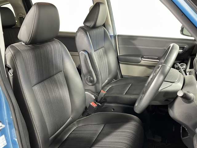 ホンダ フリード G 広島県 2018(平30)年 3.4万km ブルーホライゾンM 純正ナビ（フルセグTV/Bluetooth/DVD）/バックカメラ/片側パワースライドドア/LEDヘッドランプ/オートライト/ハーフレザーシート/純正15インチAW/ビルトインETC/ステアリングスイッチ/スマートキー