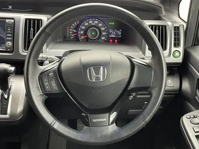 ホンダ ステップワゴン スパーダ Z 埼玉県 2011(平23)年 4.5万km プレミアムブラキッシュパール 純正HDDナビ/　ワンセグTV/CD/DVD/HDD/HDDREC/両側パワースライドドア/バックカメラ/フリップダウンモニター/パドルシフト/ベンチシート/横滑り防止装置/オートライト/純正ビルトインETC/スマートキー/スペアキー/純正フロアマット/純正アルミホイール