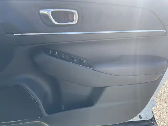 ホンダ ヴェゼル ハイブリッド e:HEV Z 神奈川県 2022(令4)年 1.9万km パール