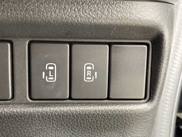 スズキ スペーシア HYBRID X 栃木県 2023(令5)年 2.7万km ブルーイッシュブラックパール3 純正ナビ/（CD/フルセグTV/Bluetooth/USB）/全方位カメラ　/禁煙車　/デュアルブレーキサポート　/スズキコネクト対応通信器装着車　/コーナーセンサー　/ＥＴＣ　/前方ドラレコ　/両側パワースライドドア　/運転席シートヒーター　/オートライト/ＬＥＤヘッドライト/スマートキー/プッシュスタート/アイドリングストップ/ステアリングスイッチ/ウインカーミラー/純正フロアマット/アップグレードパッケージ装着車/全方位モニター用カメラパッケージ装着車/スズキコネクト対応通信機器装着車/デュアルカメラブレーキサポート/レーン逸脱警告システム/メーカー９インチナビ・フルセグ/両側パワースライドドア/クルーズコントロール/ステアリングスイッチ/ドライブレコーダー/クリアランスソナー/シートヒーター/ETC/スマートキー/プッシュスタート/アイドリングストップ