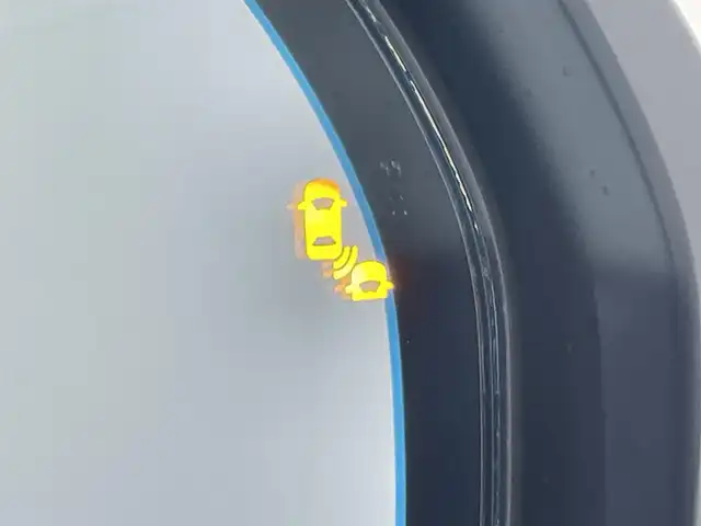 ホンダ ステップワゴン スパーダ eHEV 千葉県 2025(令7)年 0.1千km プラチナホワイトパール 登録済未使用車/純正11.4インチナビ/・LXM-247VFLi/・CD/DVD/BT/ACP/AA/フルセグ/Honda SENSING/・衝突軽減ブレーキ（CMBS）/・先行車発進お知らせ機能/・歩行者事故低減ステアリング/・路外逸脱抑制機能●標識認識機能/・渋滞追従機能付アダプティブクルーズコントロール（ACC）/・車線維持支援システム（LKAS）/・トラフィックジャムアシスト（渋滞運転支援機能）/・ブラインドスポットインフォメーション/・誤発進抑制機能/・後方誤発進抑制機能/・近距離衝突軽減ブレーキ/・急アクセル抑制機能/・パーキングセンサーシステム/・オートハイビーム/ブラインドスポットインフォメーション/両側パワースライドドア/パワーテールゲート(メモリー機能付)/バックカメラ/ハーフレザーシート/前席シートヒーター/LEDヘッドライト/パドルシフト/スマートキー/スペアキー/純正16インチアルミホイール