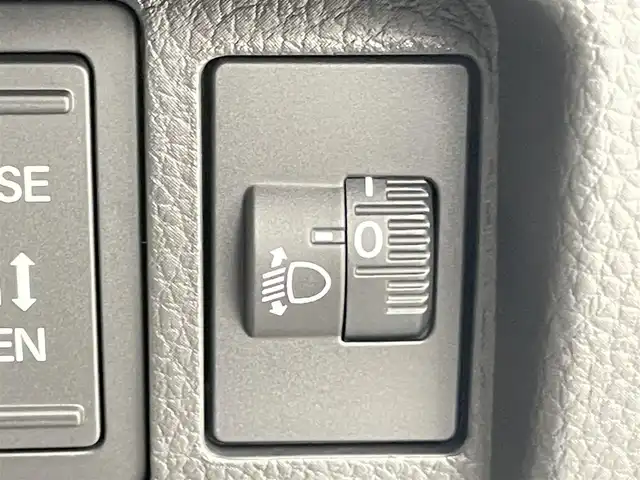 ホンダ ステップワゴン スパーダ eHEV 千葉県 2025(令7)年 0.1千km プラチナホワイトパール 登録済未使用車/純正11.4インチナビ/・LXM-247VFLi/・CD/DVD/BT/ACP/AA/フルセグ/Honda SENSING/・衝突軽減ブレーキ（CMBS）/・先行車発進お知らせ機能/・歩行者事故低減ステアリング/・路外逸脱抑制機能●標識認識機能/・渋滞追従機能付アダプティブクルーズコントロール（ACC）/・車線維持支援システム（LKAS）/・トラフィックジャムアシスト（渋滞運転支援機能）/・ブラインドスポットインフォメーション/・誤発進抑制機能/・後方誤発進抑制機能/・近距離衝突軽減ブレーキ/・急アクセル抑制機能/・パーキングセンサーシステム/・オートハイビーム/ブラインドスポットインフォメーション/両側パワースライドドア/パワーテールゲート(メモリー機能付)/バックカメラ/ハーフレザーシート/前席シートヒーター/LEDヘッドライト/パドルシフト/スマートキー/スペアキー/純正16インチアルミホイール