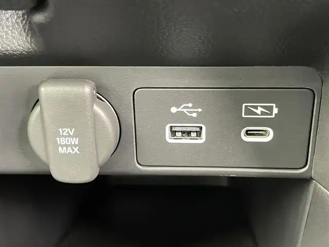 ホンダ ステップワゴン スパーダ eHEV 千葉県 2025(令7)年 0.1千km プラチナホワイトパール 登録済未使用車/純正11.4インチナビ/・LXM-247VFLi/・CD/DVD/BT/ACP/AA/フルセグ/Honda SENSING/・衝突軽減ブレーキ（CMBS）/・先行車発進お知らせ機能/・歩行者事故低減ステアリング/・路外逸脱抑制機能●標識認識機能/・渋滞追従機能付アダプティブクルーズコントロール（ACC）/・車線維持支援システム（LKAS）/・トラフィックジャムアシスト（渋滞運転支援機能）/・ブラインドスポットインフォメーション/・誤発進抑制機能/・後方誤発進抑制機能/・近距離衝突軽減ブレーキ/・急アクセル抑制機能/・パーキングセンサーシステム/・オートハイビーム/ブラインドスポットインフォメーション/両側パワースライドドア/パワーテールゲート(メモリー機能付)/バックカメラ/ハーフレザーシート/前席シートヒーター/LEDヘッドライト/パドルシフト/スマートキー/スペアキー/純正16インチアルミホイール