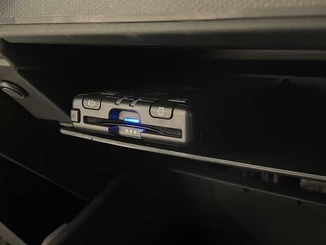 ダイハツ タフト G ダーククロムベンチャー 新潟県 2023(令5)年 2.6万km セラミックグリーンM 4WD/社外SDナビ(CN-HE02WD)/CD/DVD/BT/フルセグテレビ/SDミュージックサーバー/バックカメラ/ETC/ガラスルーフ/衝突被害軽減ブレーキ/シートヒーター /コーナーセンサー/ステアリングスイッチ/スマートキー/プッシュスタート/LEDヘッドライト/オートライト/オートハイビーム/フォグランプ