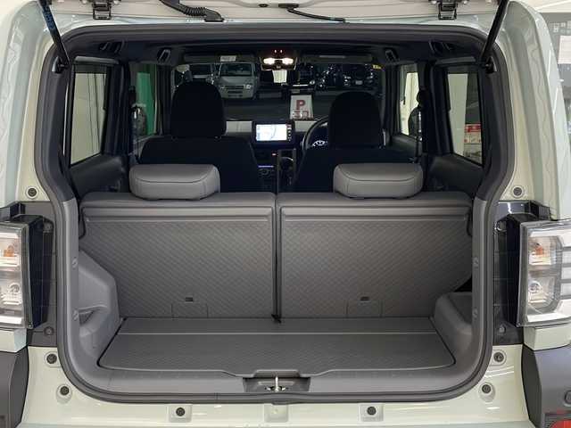 ダイハツ タフト G ダーククロムベンチャー 新潟県 2023(令5)年 2.6万km セラミックグリーンM 4WD/社外SDナビ(CN-HE02WD)/CD/DVD/BT/フルセグテレビ/SDミュージックサーバー/バックカメラ/ETC/ガラスルーフ/衝突被害軽減ブレーキ/シートヒーター /コーナーセンサー/ステアリングスイッチ/スマートキー/プッシュスタート/LEDヘッドライト/オートライト/オートハイビーム/フォグランプ