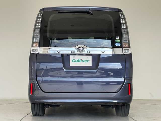 トヨタ ヴォクシー X 愛知県 2016(平28)年 4.7万km ダークバイオレットマイカメタリック 純正8型ナビ　SDカードなし/片側パワースライド/バックカメラ/アルミホイール/LEDヘッドライト/オートライト/ETC/ステアリングスイッチ/リモコンキー