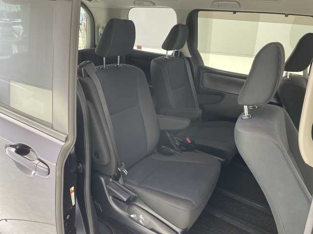 トヨタ ヴォクシー X 愛知県 2016(平28)年 4.7万km ダークバイオレットマイカメタリック 純正8型ナビ　SDカードなし/片側パワースライド/バックカメラ/アルミホイール/LEDヘッドライト/オートライト/ETC/ステアリングスイッチ/リモコンキー