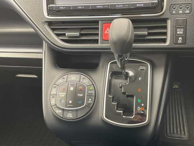 トヨタ ヴォクシー X 愛知県 2016(平28)年 4.7万km ダークバイオレットマイカメタリック 純正8型ナビ　SDカードなし/片側パワースライド/バックカメラ/アルミホイール/LEDヘッドライト/オートライト/ETC/ステアリングスイッチ/リモコンキー