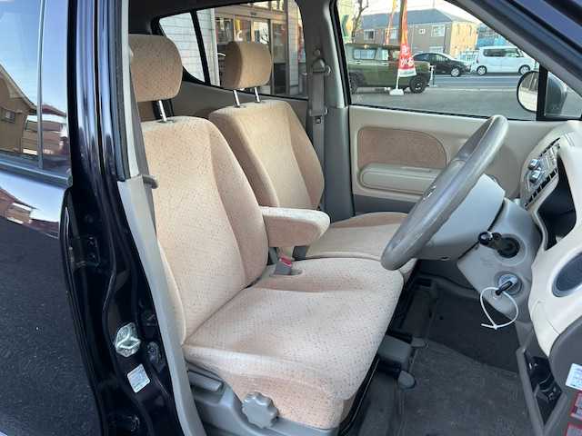 日産 モコ S 東京都 2010(平22)年 9.6万km ミステリアスバイオレットパール CDプレーヤー/純正フロアマット/リモコンキー/電格ミラー/ABS/パワーウィンドウ/パワーステアリング/Wエアバッグ/ハロゲンヘッドライト/保証書、取扱説明書