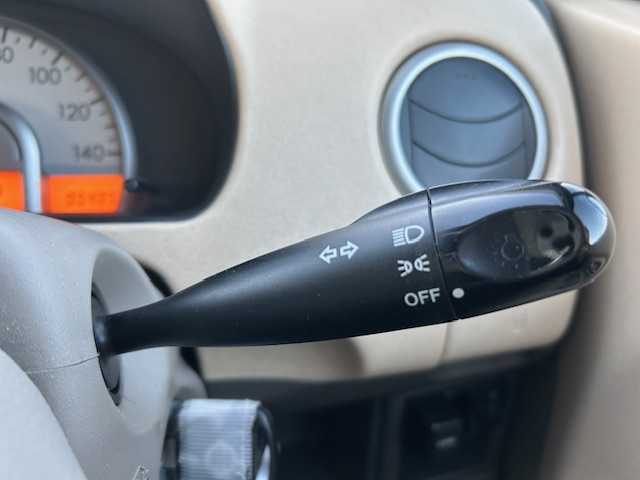 日産 モコ S 東京都 2010(平22)年 9.6万km ミステリアスバイオレットパール CDプレーヤー/純正フロアマット/リモコンキー/電格ミラー/ABS/パワーウィンドウ/パワーステアリング/Wエアバッグ/ハロゲンヘッドライト/保証書、取扱説明書