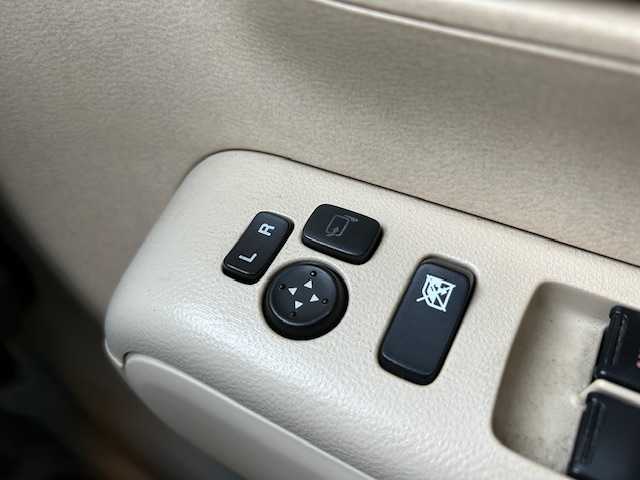 日産 モコ S 東京都 2010(平22)年 9.6万km ミステリアスバイオレットパール CDプレーヤー/純正フロアマット/リモコンキー/電格ミラー/ABS/パワーウィンドウ/パワーステアリング/Wエアバッグ/ハロゲンヘッドライト/保証書、取扱説明書