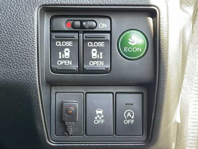 ホンダ オデッセイ G エアロパッケージ 長野県 2014(平26)年 7.8万km ホワイトオーキッドパール コンフォートビューパッケージ/純正インターナビフルセグTV/バックカメラ/ビルトインETC/ＬＥＤヘッドライト/両側パワースライドドア/クルーズコントロール/プッシュスタート/スマートキー/純正17インチアルミ