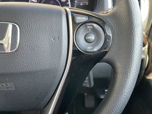 ホンダ オデッセイ G エアロパッケージ 長野県 2014(平26)年 7.8万km ホワイトオーキッドパール コンフォートビューパッケージ/純正インターナビフルセグTV/バックカメラ/ビルトインETC/ＬＥＤヘッドライト/両側パワースライドドア/クルーズコントロール/プッシュスタート/スマートキー/純正17インチアルミ