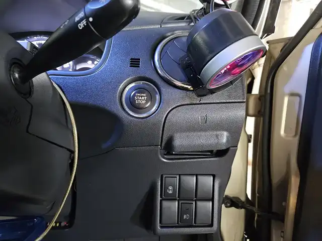 スズキ パレット ＳＷ XS 長崎県 2010(平22)年 5.4万km クリアベージュメタリック カロッツェリアナビ/フルセグTV/片側パワースライドドア/HIDヘッドランプ/オートライト/オートエアコン/ベンチシート/フルフラット/レザー調シートカバー付/社外14インチアルミホイール/スマートキー/プッシュエンジンスタート/禁煙車