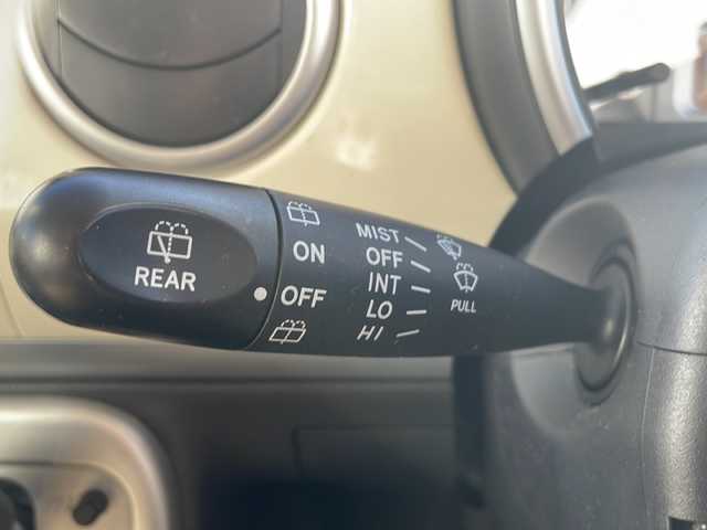 スズキ ラパン X 三重県 2009(平21)年 13.9万km ミルクティーベージュメタリック 社外ナビ/フルセグTV/バックカメラ/HIDヘッドライト/プッシュスタート/スマートキー/純正フロアマット/ドアバイザー/電動格納ミラー/ヘッドライトレベライザー/Wエアバック