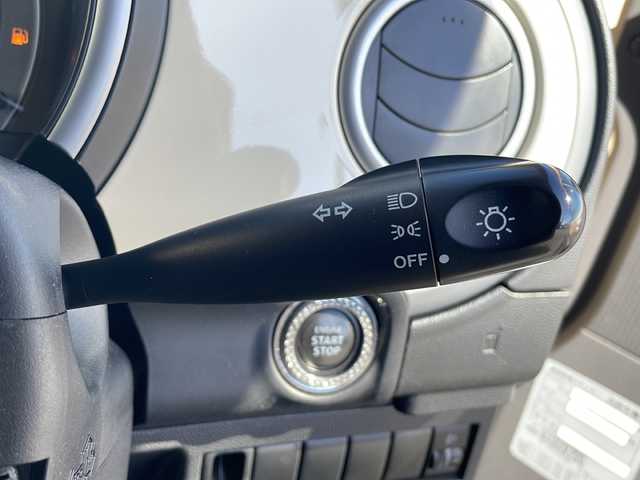 スズキ ラパン X 三重県 2009(平21)年 13.9万km ミルクティーベージュメタリック 社外ナビ/フルセグTV/バックカメラ/HIDヘッドライト/プッシュスタート/スマートキー/純正フロアマット/ドアバイザー/電動格納ミラー/ヘッドライトレベライザー/Wエアバック