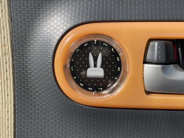 スズキ ラパン X 三重県 2009(平21)年 13.9万km ミルクティーベージュメタリック 社外ナビ/フルセグTV/バックカメラ/HIDヘッドライト/プッシュスタート/スマートキー/純正フロアマット/ドアバイザー/電動格納ミラー/ヘッドライトレベライザー/Wエアバック