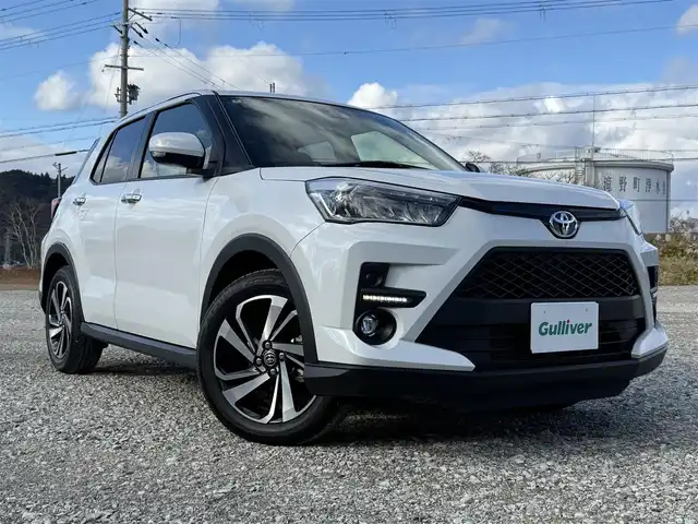 トヨタ ライズ Z 兵庫県 2025(令7)年 1万km シャイニングホワイトパール 社外ナビ/バックモニター/純正17インチアルミホイール/ETC/両前席シートヒーター/LEDヘッドライト/フォグランプ（F/R）/オートハイビーム/レーダークルーズコントロール/電子パーキング＆オートホールド/Pセンサー